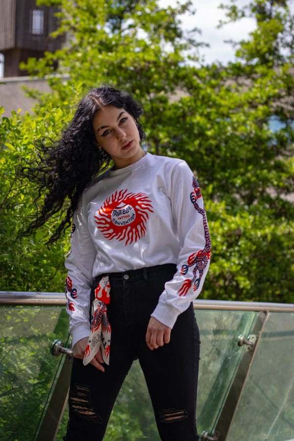 True Blue Tattoo Convention 2025 Long Sleeve White - Afbeelding 2